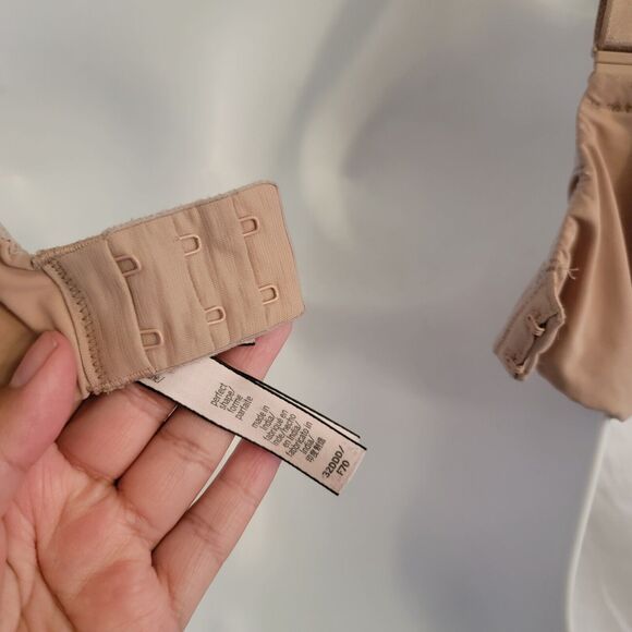 Victorias Secret Bra 32DD Perfect Shape Coverage Padded Underwire - Picture 8 of 10